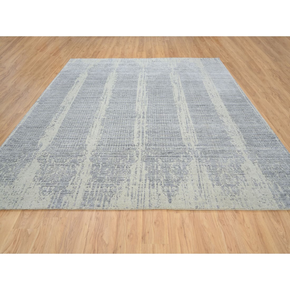 Gray, Jacquard Hand Loomed, Wool And Plant Based Silk, Square Rug - 2