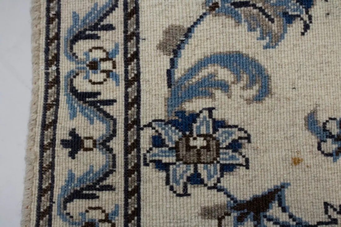Cream Floral Classic 3X4 Nain Persian Rug - 12