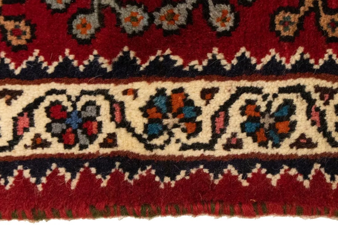 Red Tribal 3'6X4'3 Shiraz Persian Rug - 10