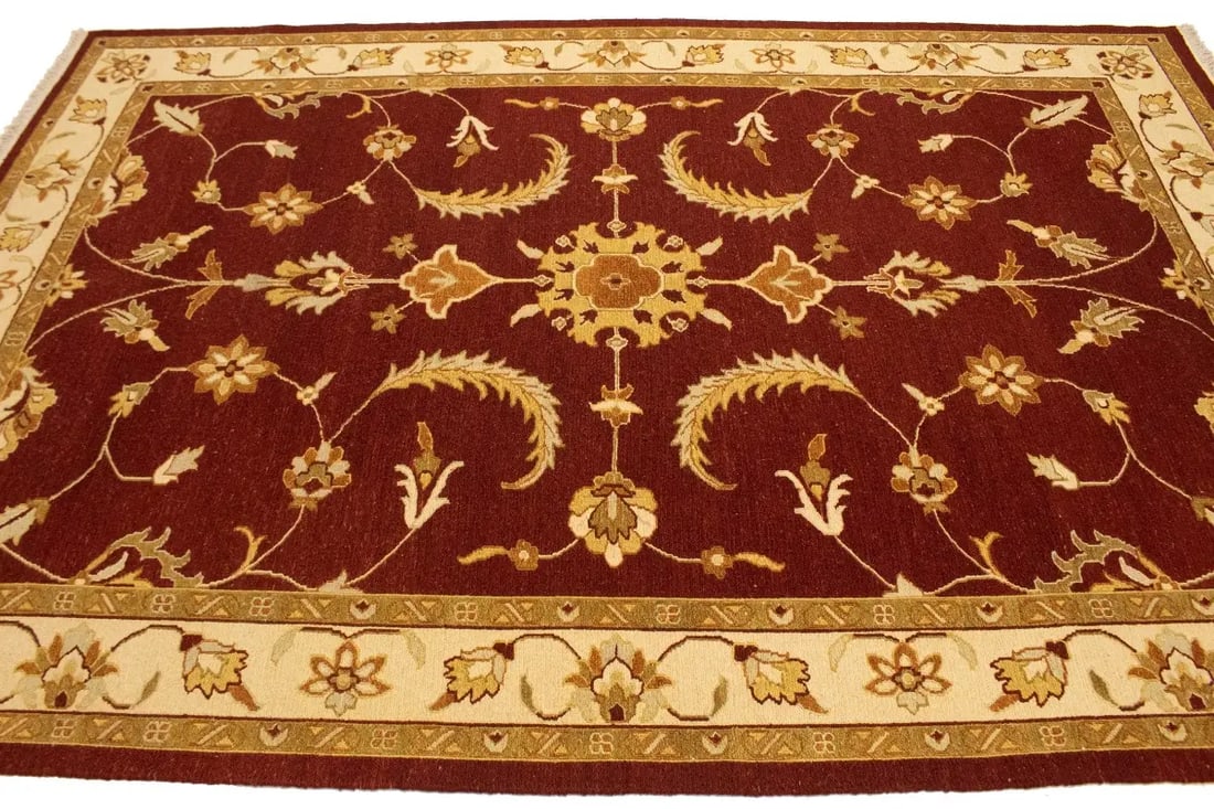 Wine Red Floral 6'7X9'6 Sumak Oriental Rug - 7