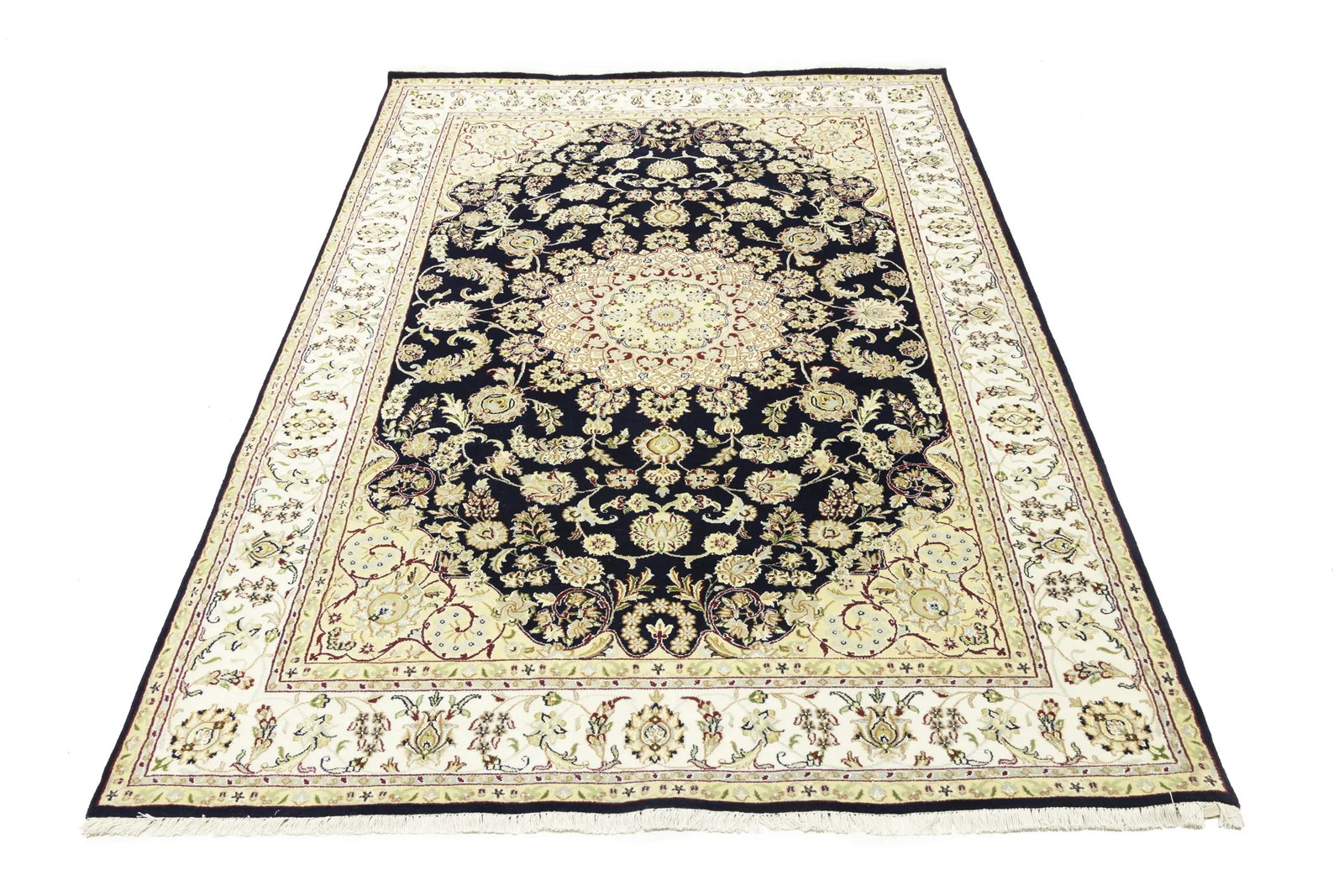 Cream Floral 7X10 Indo-Nain Oriental Rug - 3