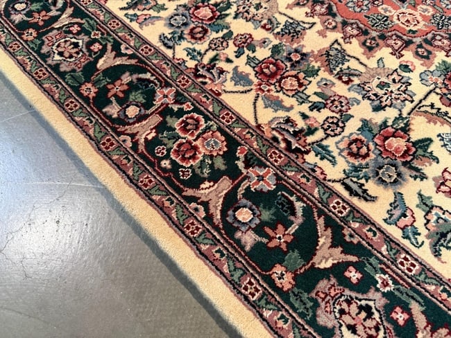 Superb Silk&Wool Tabriz Rug 4x6 - 5