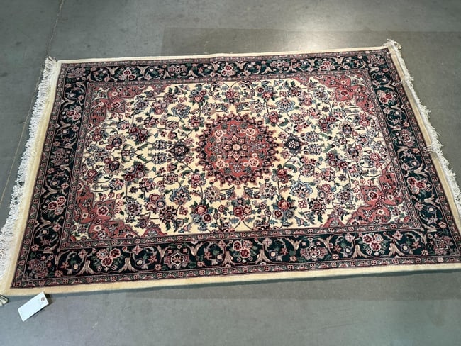 Superb Silk&Wool Tabriz Rug 4x6 - 8