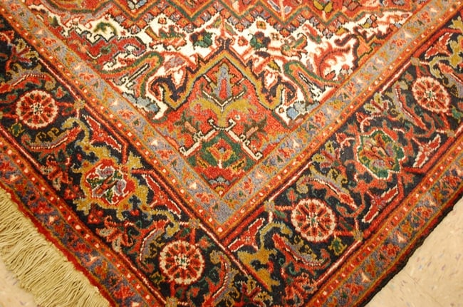 Persian HERIZ RUG 7' x 9'5" - 8