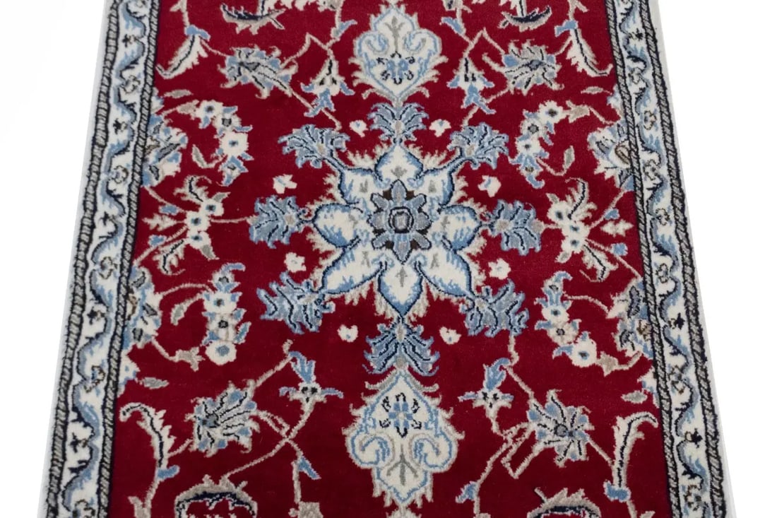 Red Classic 3X5 Nain Kashmar Persian Rug - 3
