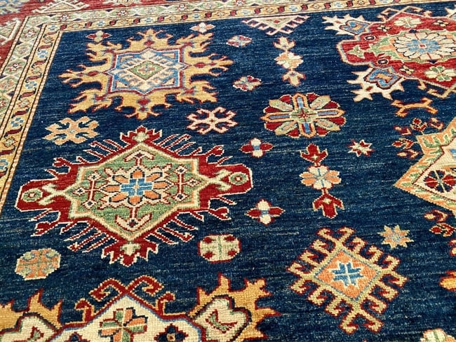 FINE SUPER KAZAK RUG 8'.1"x9'.10" - 4