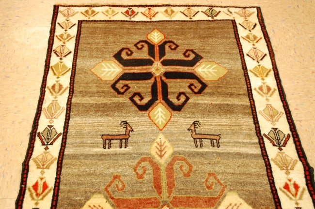 Persian SHIRAZ RUG 3'5" X 5'5" - 2