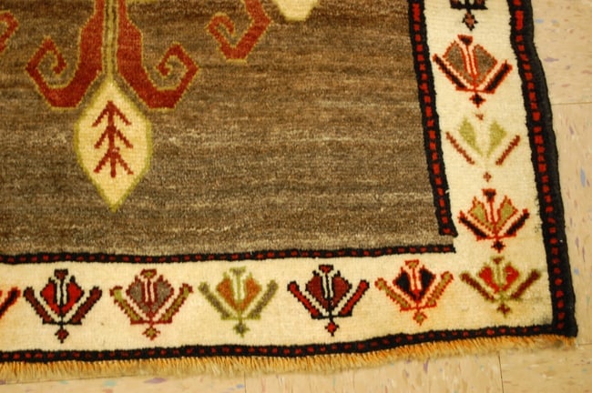 Persian SHIRAZ RUG 3'5" X 5'5" - 7