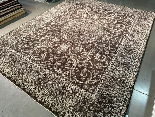 Exquisite Chobi Rug 8x10.1 - 3