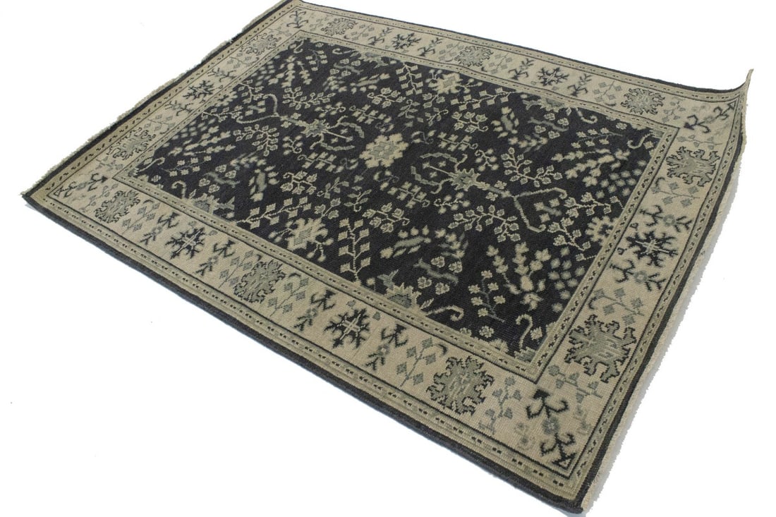 Charcoal Transitional Floral 5X7 Oriental Rug - 5