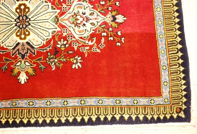 Persian KASHAN RUG 2.7X3.3 - 3