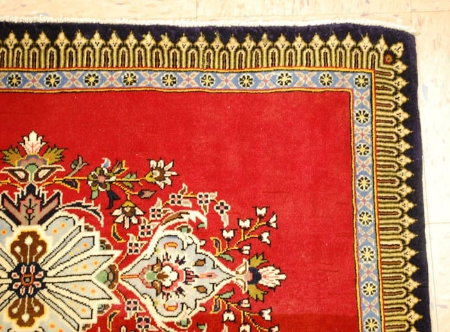 Persian KASHAN RUG 2.7X3.3 - 4