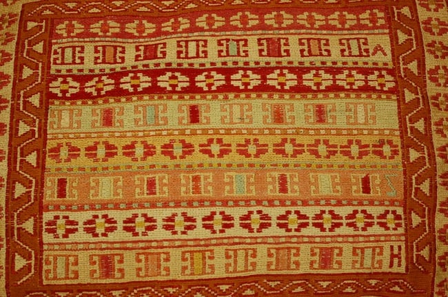 Highly Detailed Fine silk sumak kilim Rug Very Soft Wool cushion 1.8x1.8x1.3 h - 2