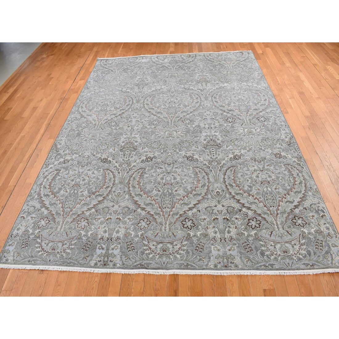 Ultimate Gray, Silk with Wool, Wreath and Urns Design Hand Knotted Rug - 2