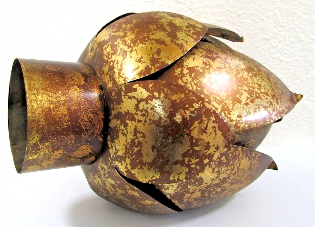 Pair of Mid-Century Modern Brass and Distressed Copper Lotus Blossom Candle Holders Jardiniers - 7