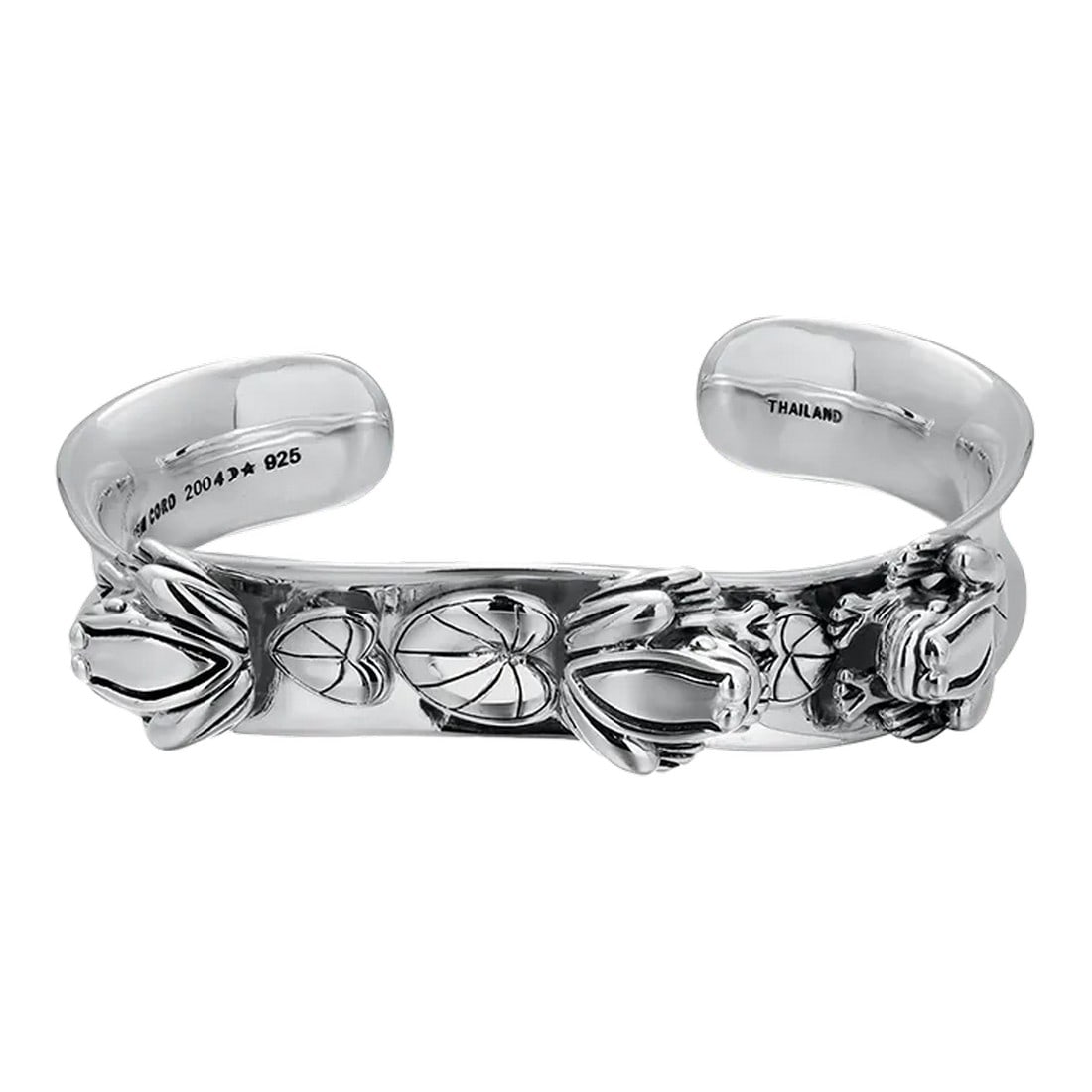 1990s Barry Kieselstein Cord Sterling Silver Lily Frog 0.55 Inch Wide Cuff Bracelet: This is part of Chairish's Costume Jewelry assortment. Introducing the exquisite Barry Kieselstein Cord Sterling Silver Lily Frog Cuff Bracelet, a true testament to fine craftsmanship and artistic