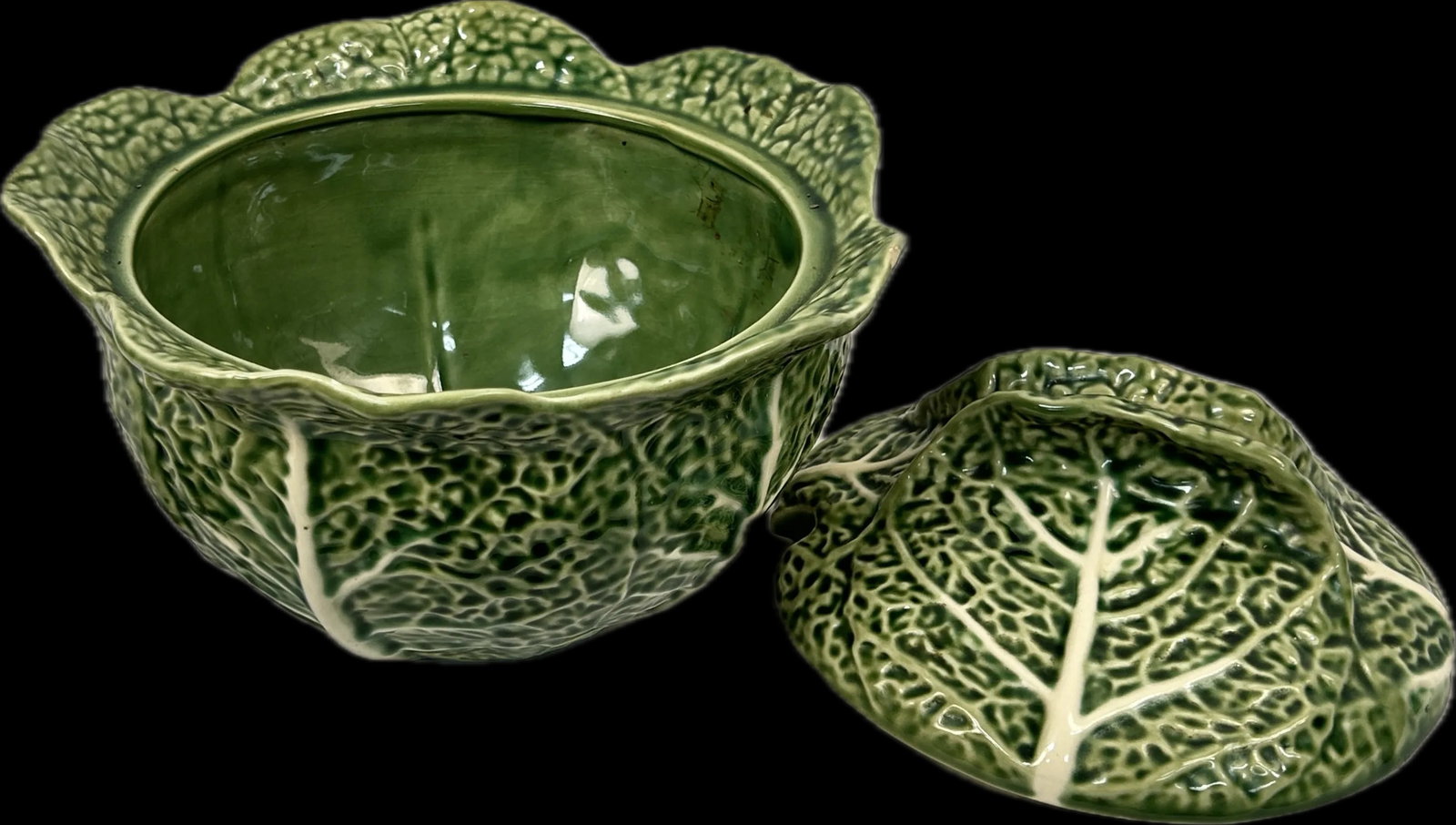 Bordallo Pinheiro Cabbage Leaf Soup Tureen With Lid/Ladle - 2