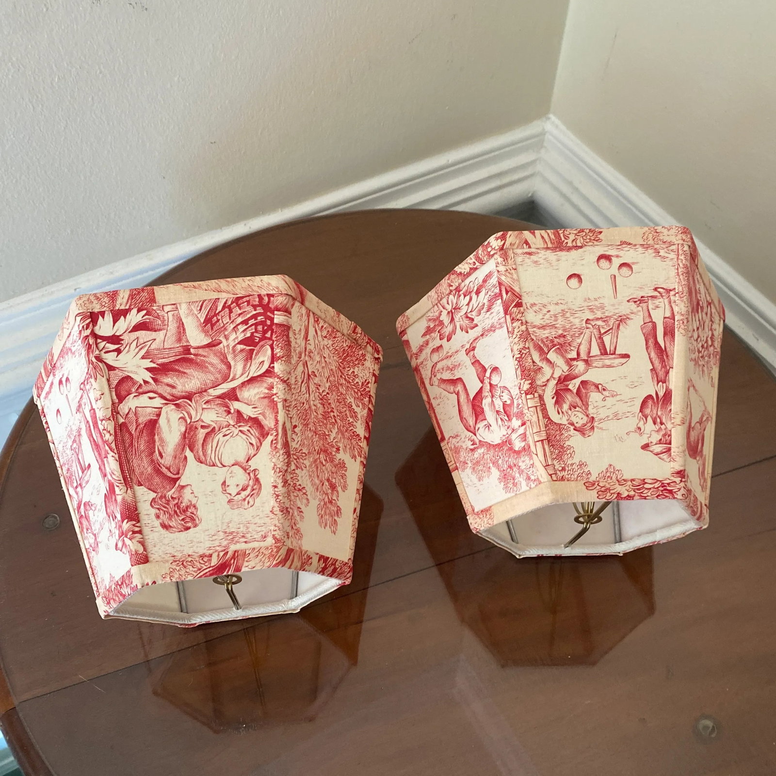 Late 20th Century French Toile Sconces Lamp Shades ~ a Pair - 10