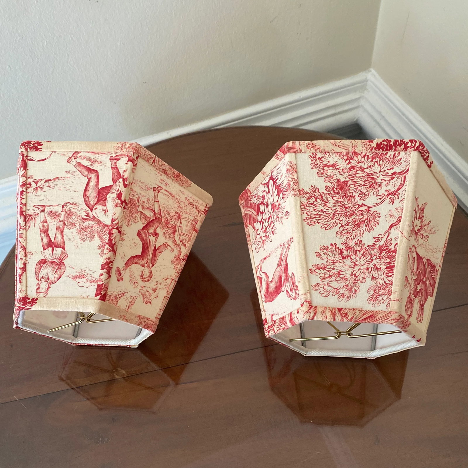 Late 20th Century French Toile Sconces Lamp Shades ~ a Pair - 12