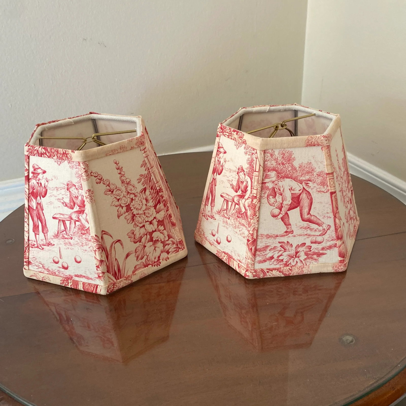 Late 20th Century French Toile Sconces Lamp Shades ~ a Pair - 4