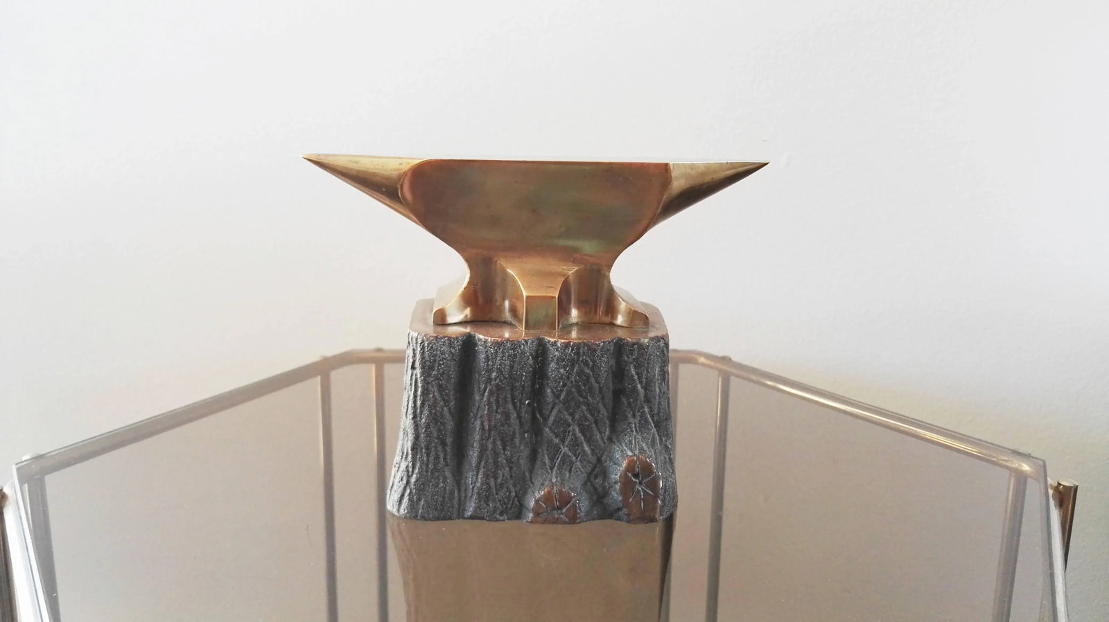 French 1960s Solid Bronze Anvil Shaped Sculpture Paperweight - 3