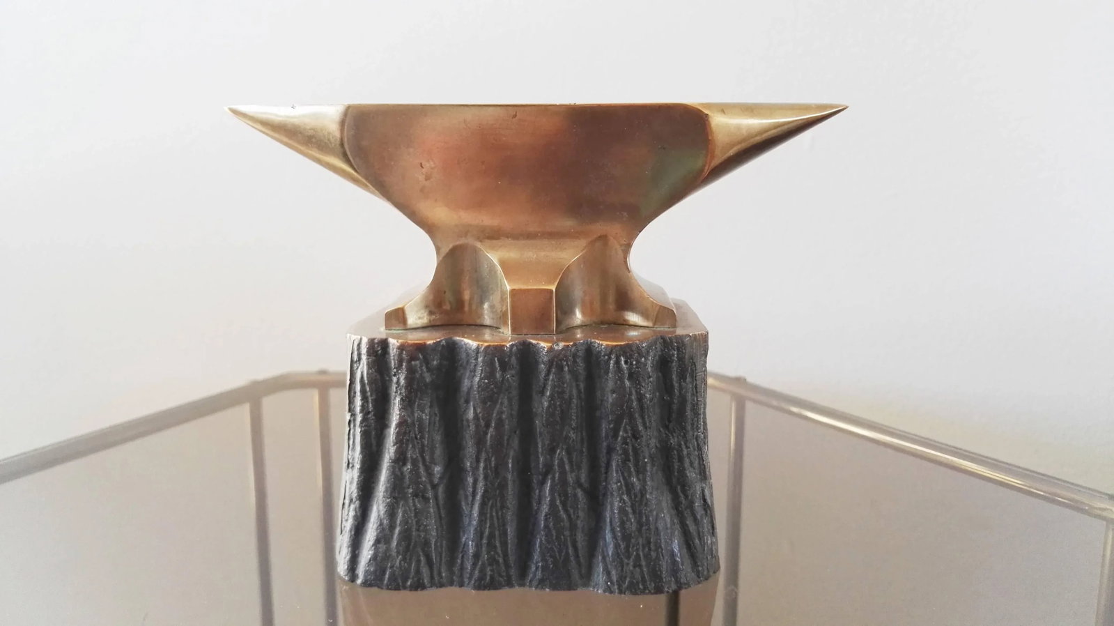 French 1960s Solid Bronze Anvil Shaped Sculpture Paperweight - 6