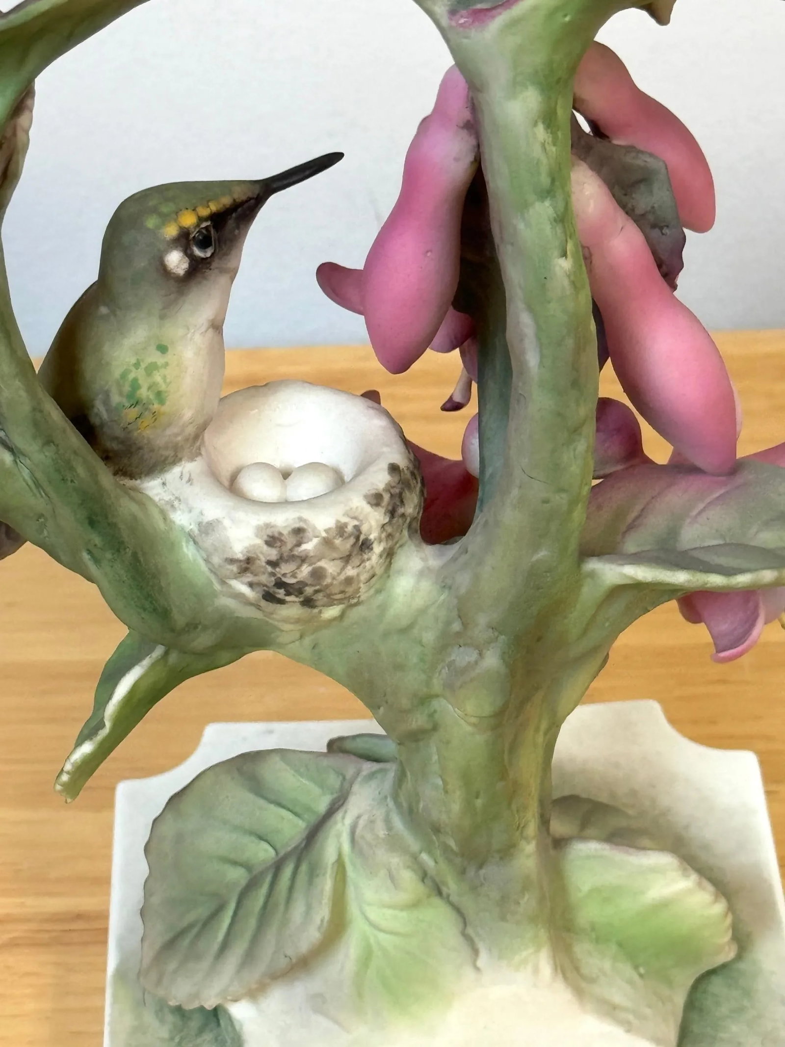 Royal Worcester Ruby Throated Hummingbird by Dorothy Doughty with Custom Crate - 10