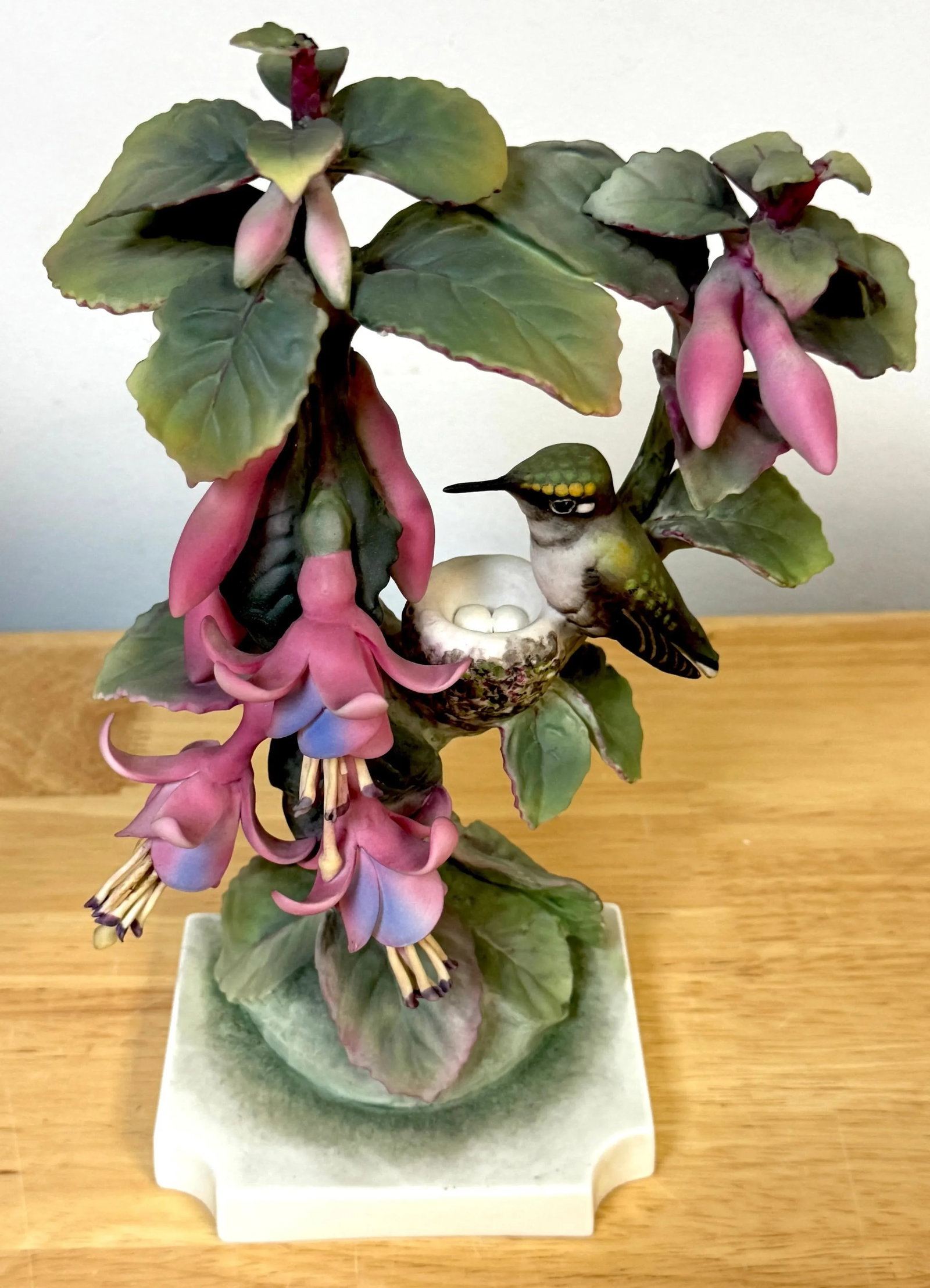 Royal Worcester Ruby Throated Hummingbird by Dorothy Doughty with Custom Crate - 5