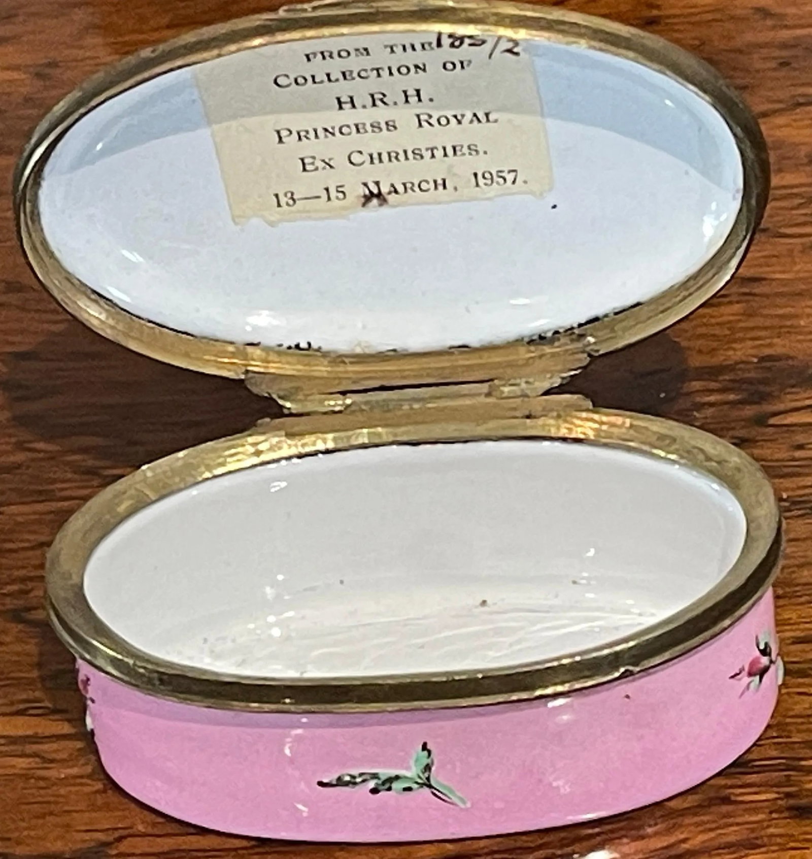 18th C Pink Battersea-Bilston Mourning Box, Ex-Collection of h.r.h Princess Roya - 9