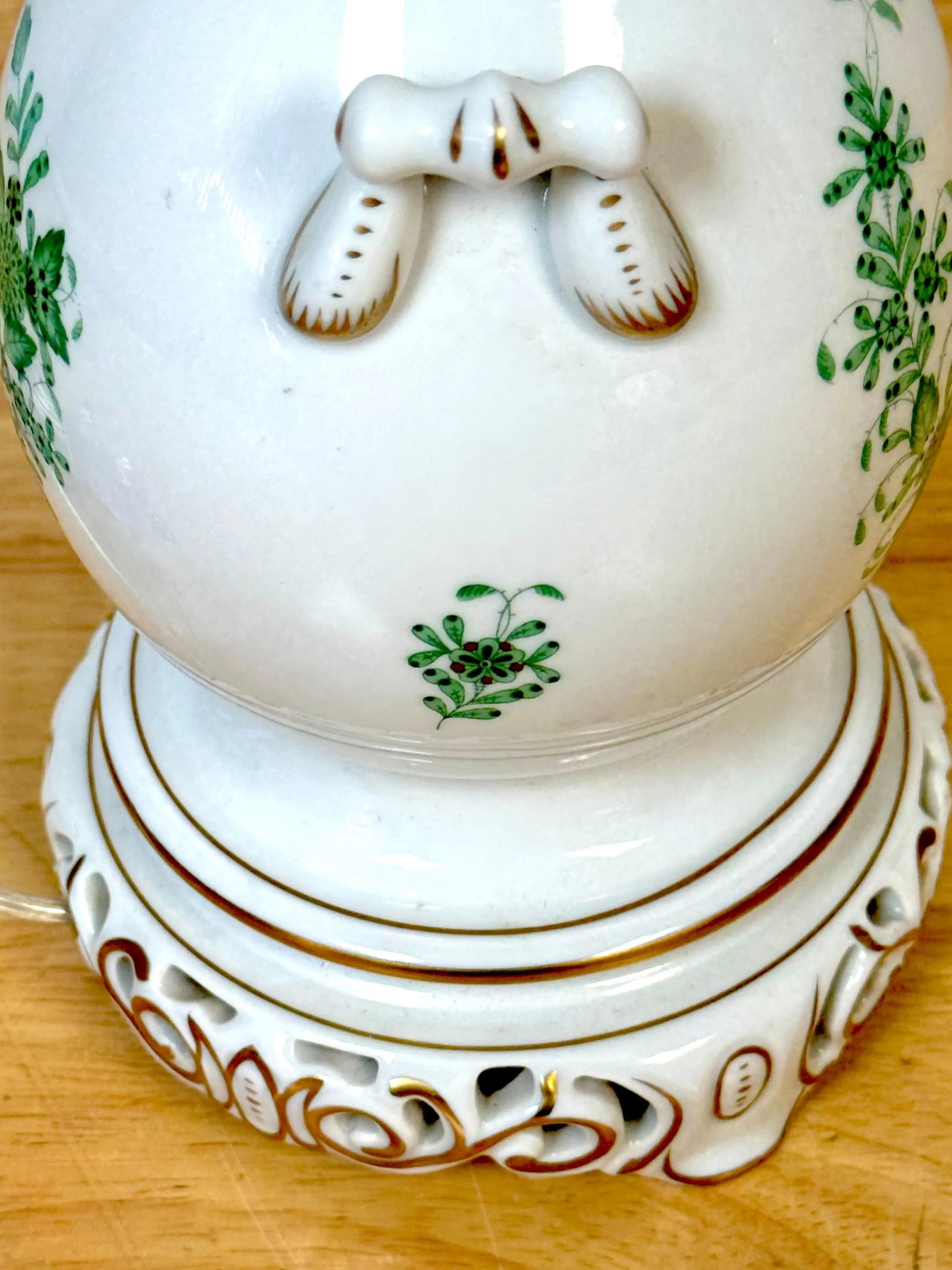 Herend Porcelain 'Chinese Bouquet- Green' Table Lamp - 12