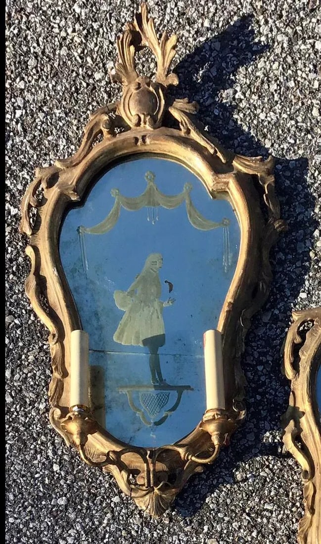 Venetian Gilt Mirrored Sconces or Girondole - a Pair - 7