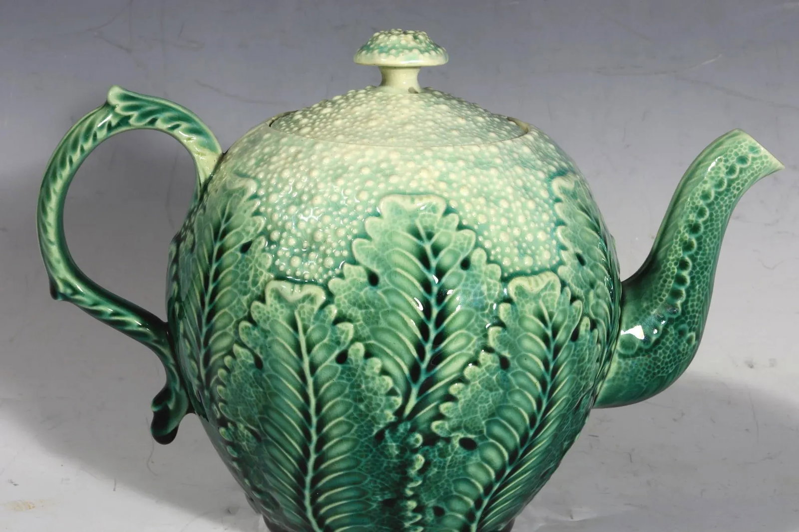 American Etruscan Majolica Teapot in the Form of a Cauliflower - 5