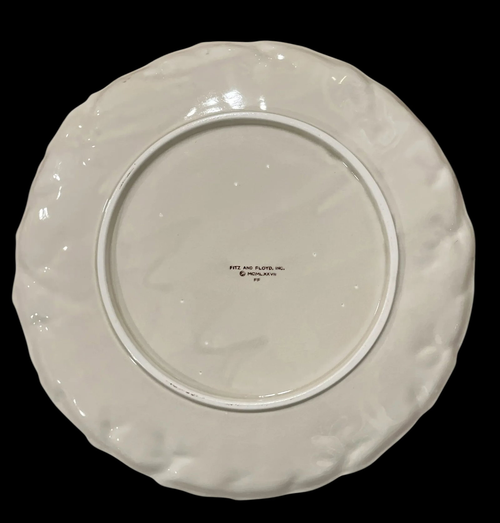 1970s Fitz & Floyd Oceana Nautilus Dinner Plates and Soup Salad Bowls - Set of 4 - 9