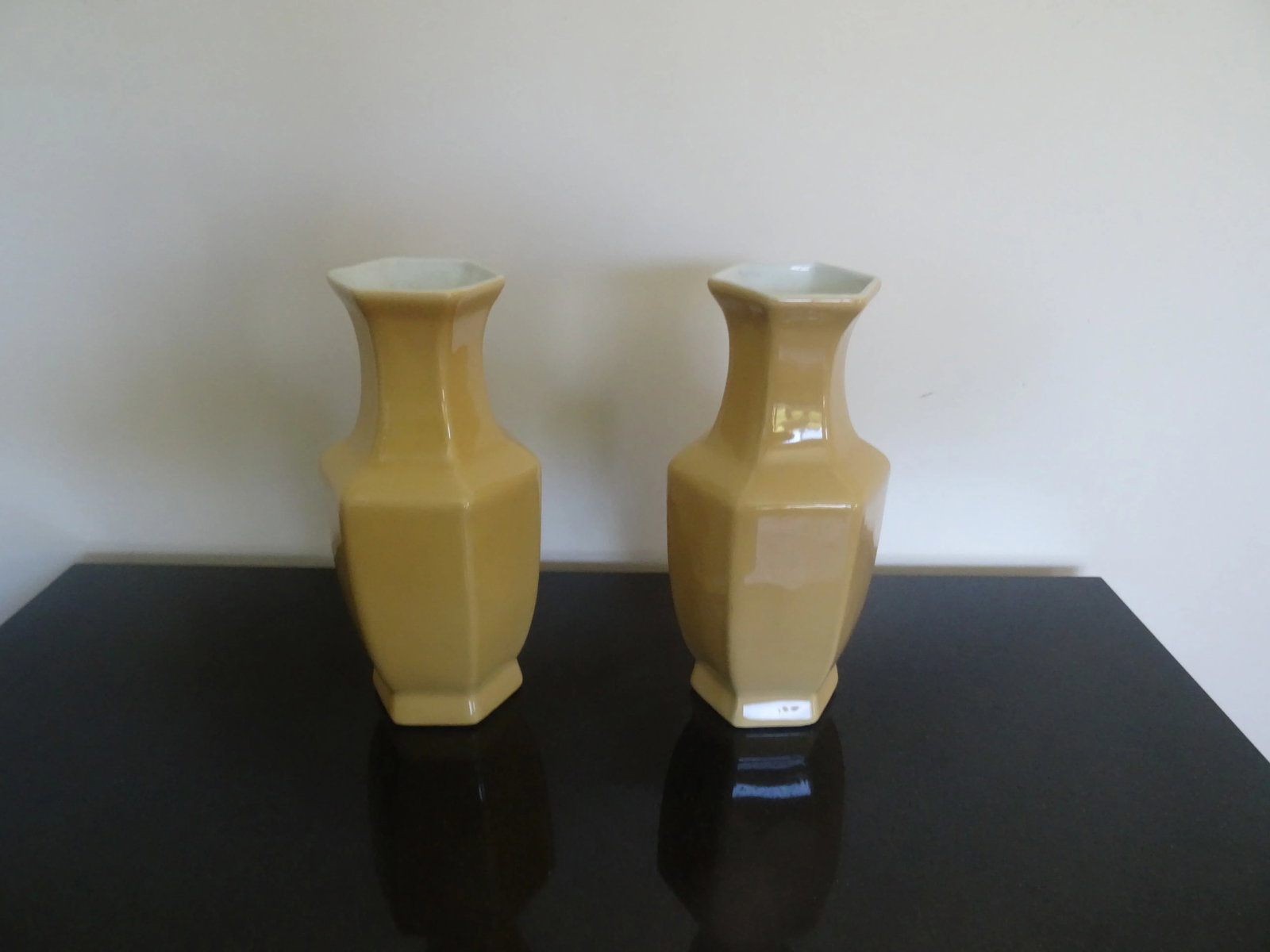 Famille Juane Hexagonal Vases- a Pair - 5
