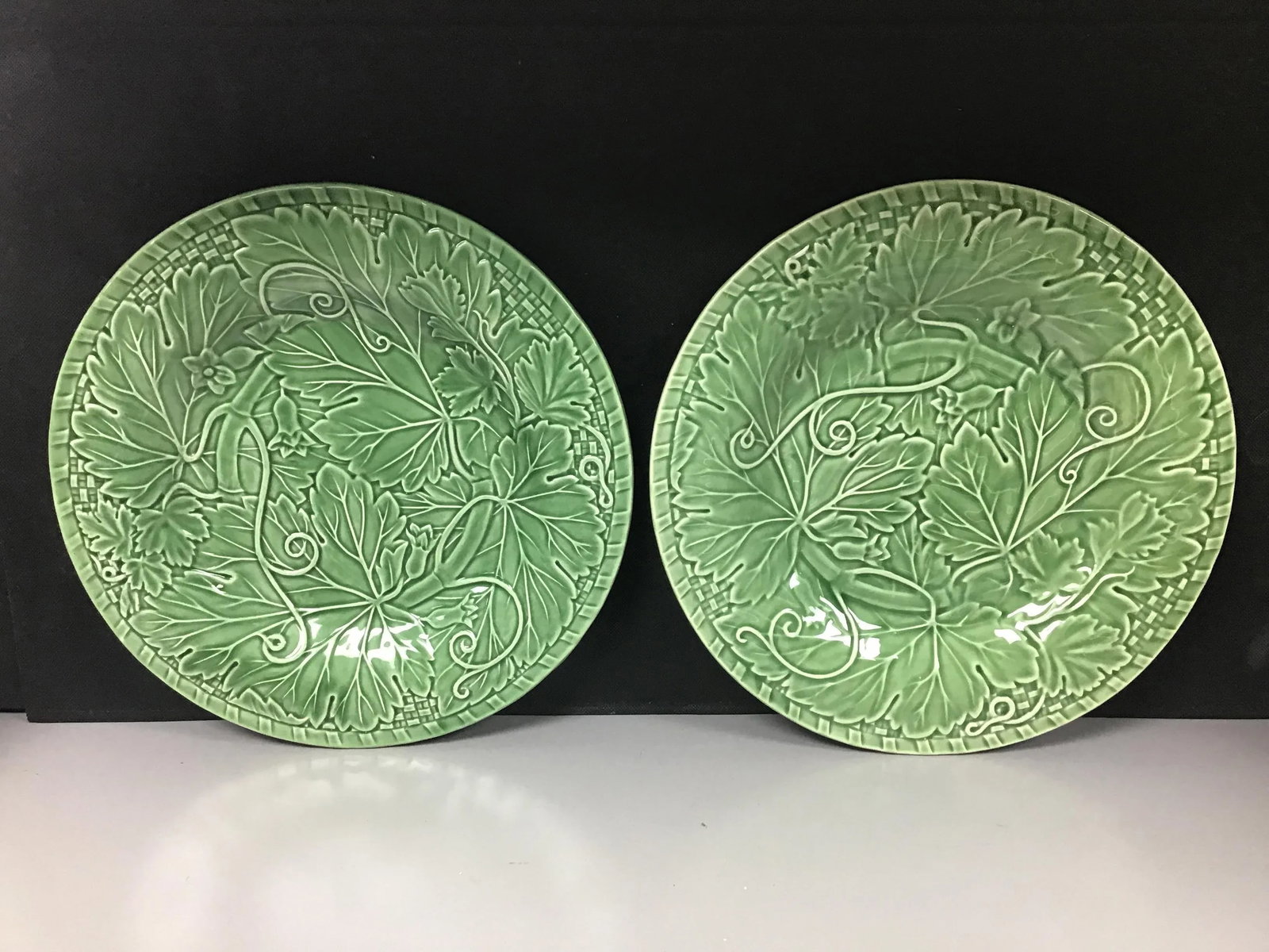 Vintage Bordallo Pinheiro Vine & Leaf Plate - a Pair - 7