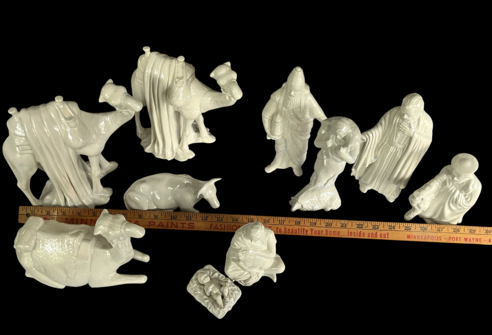 Vintage White Porcelain Nativity Scene Set – 10 Pieces - 7