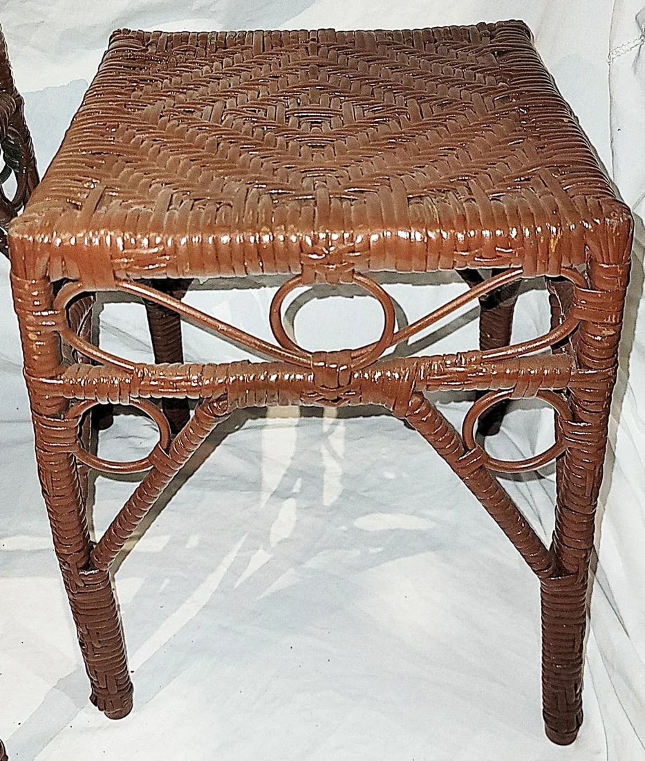 1950s Nesting Set of Caned End Tables, Set of 3 - 5
