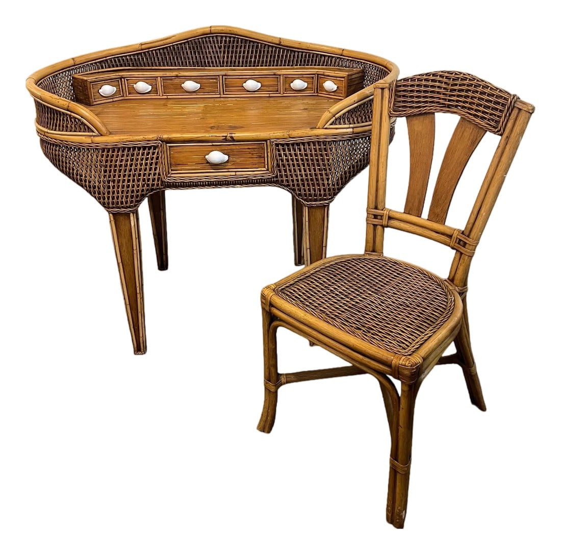 Vintage Bamboo Wicker Rattan Sea Shell Desk Set: Gorgeous vintage desk set features bamboo & wicker with sea shell handles. Very rare set. This remains in good condition, slight wear on the writing service on the front of the drawers and the