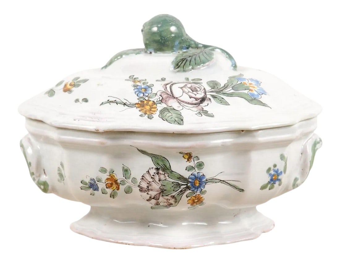 1750s Mid 18th Century French Faience Soup Tureen (1 of 13)