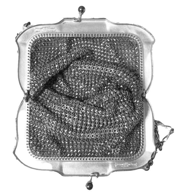 Whiting & Davis Mesh Purse Silver Detailed Filigree Frame - Art Deco Flapper Era - 4