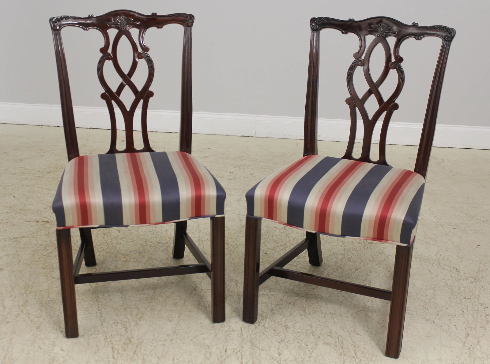 Set of 8 Kindel Oxford Mahogany Dining Room Chairs - 5