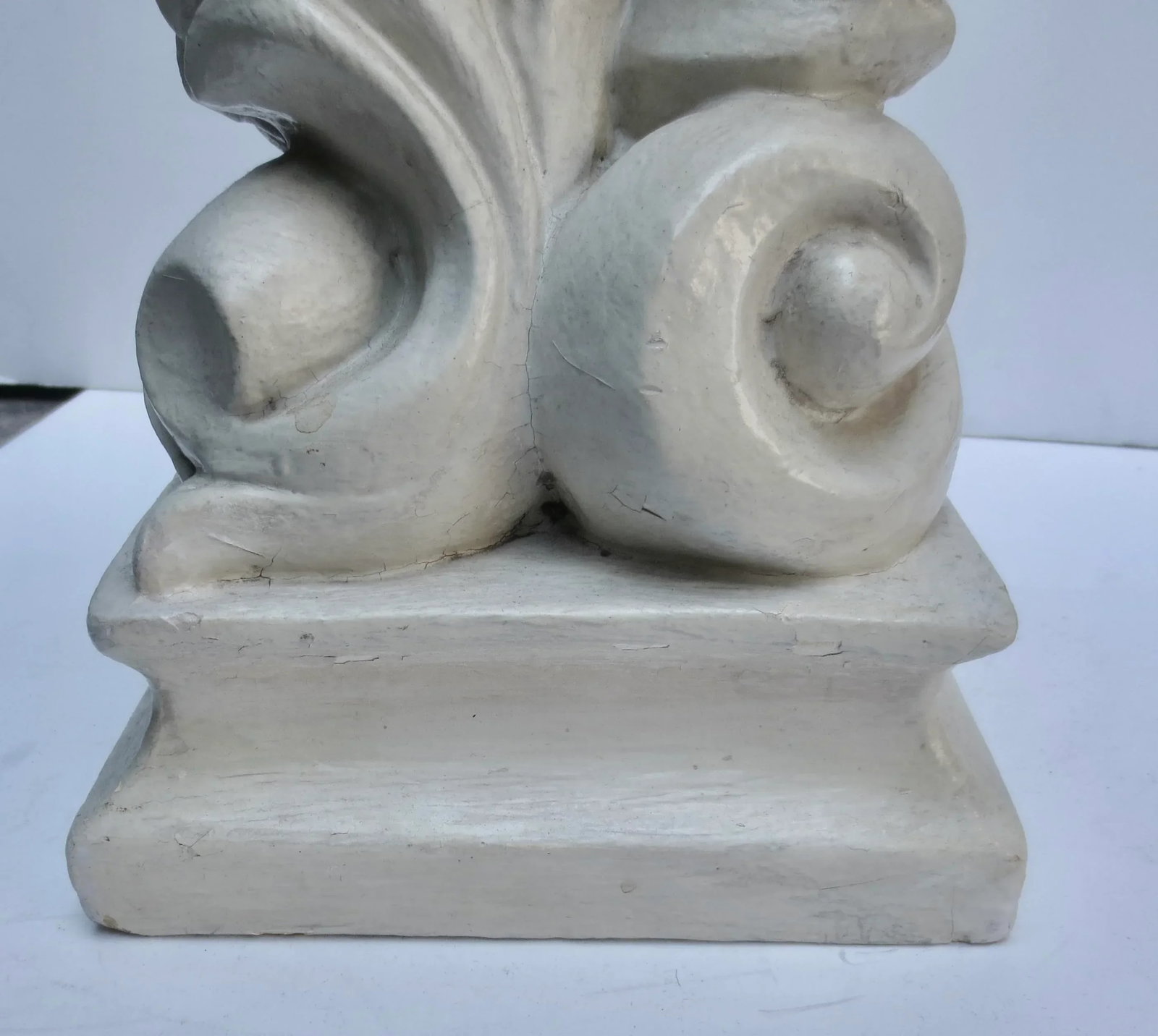 1940s French Solid Plaster Enameled Lamp - 4