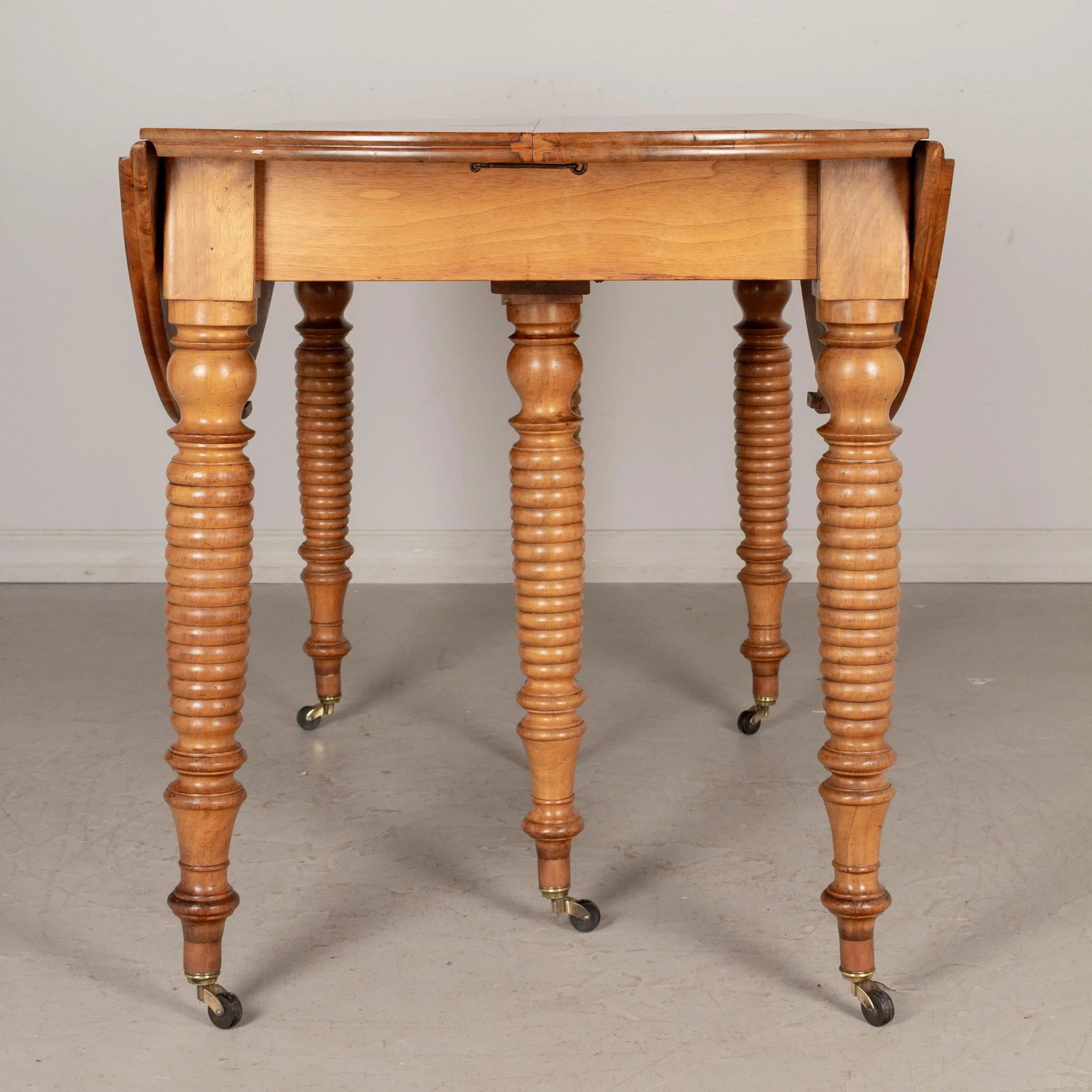 19th Century French Louis Philippe Extension Dining Table - 4