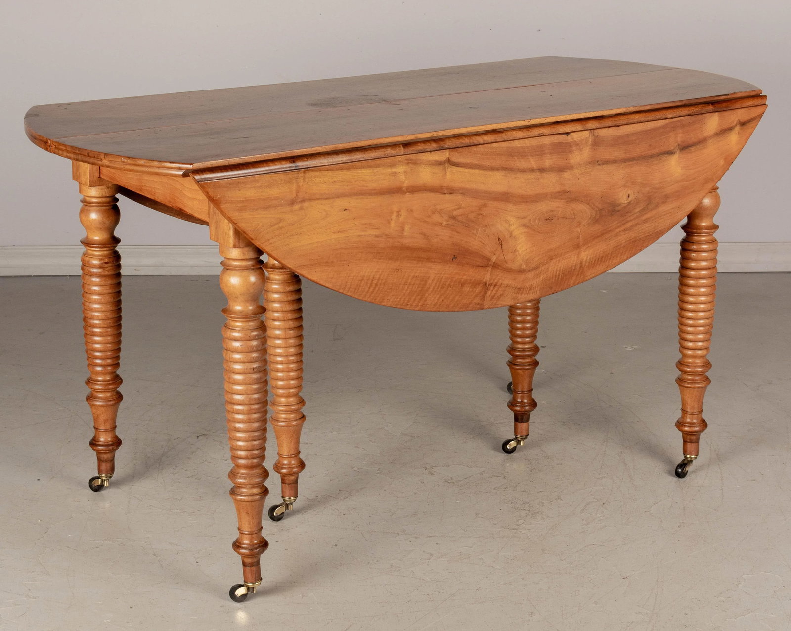 19th Century French Louis Philippe Extension Dining Table - 6