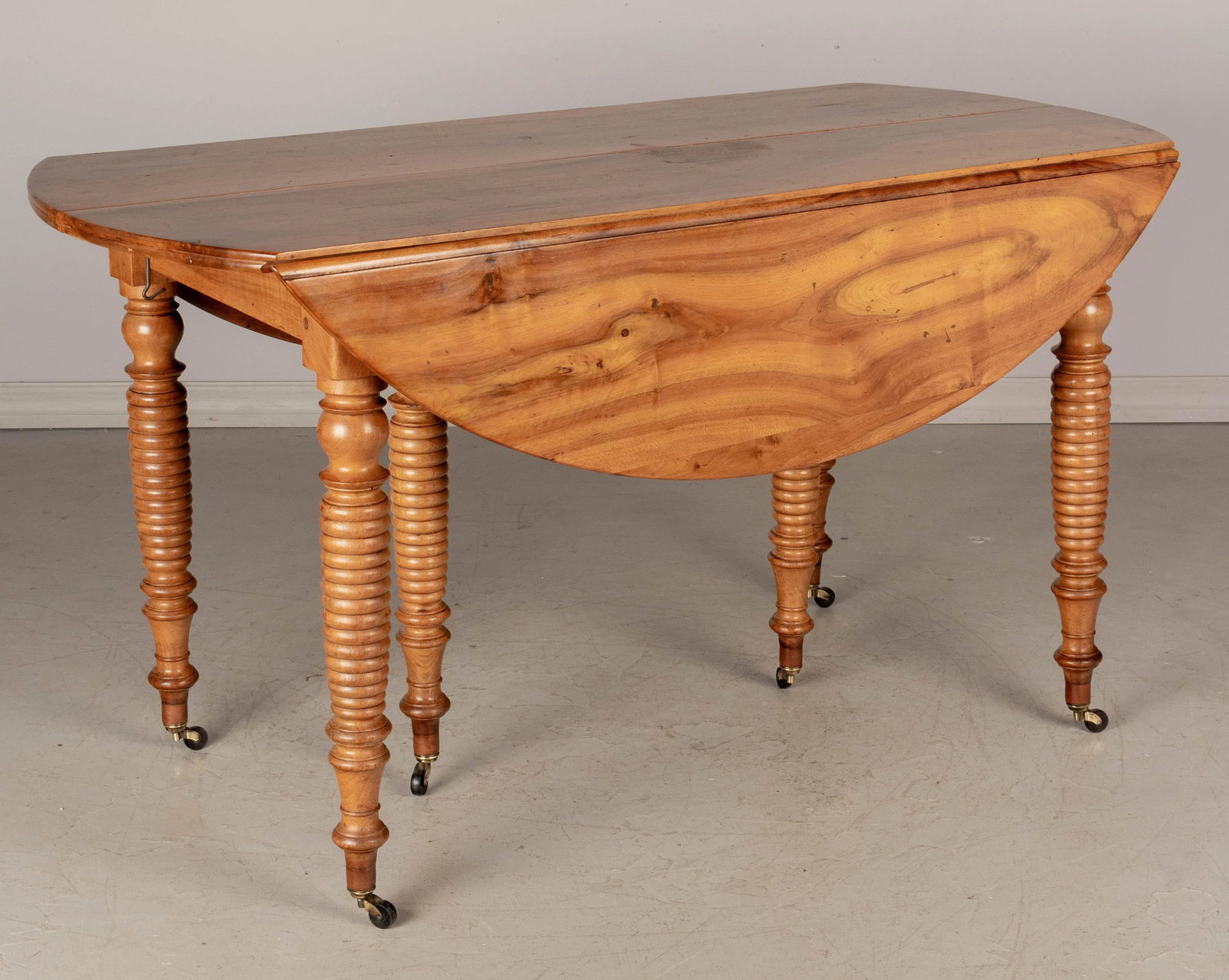 19th Century French Louis Philippe Extension Dining Table - 7