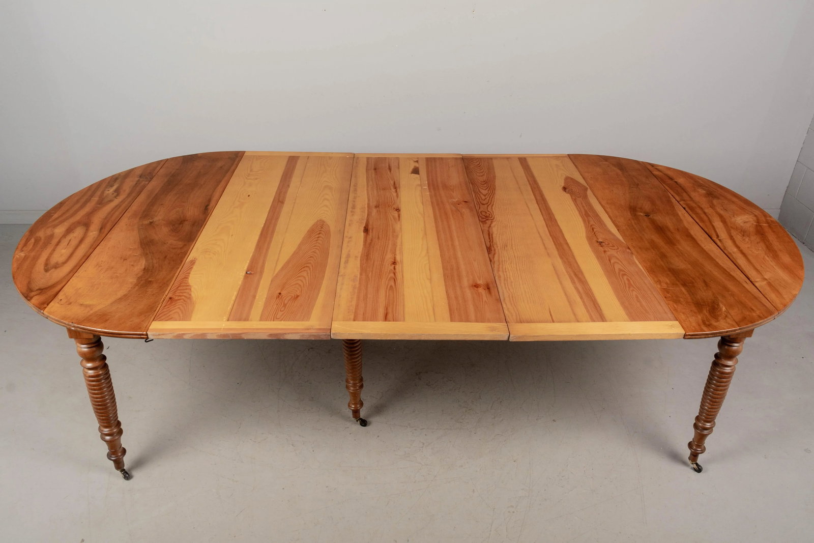 19th Century French Louis Philippe Extension Dining Table - 9