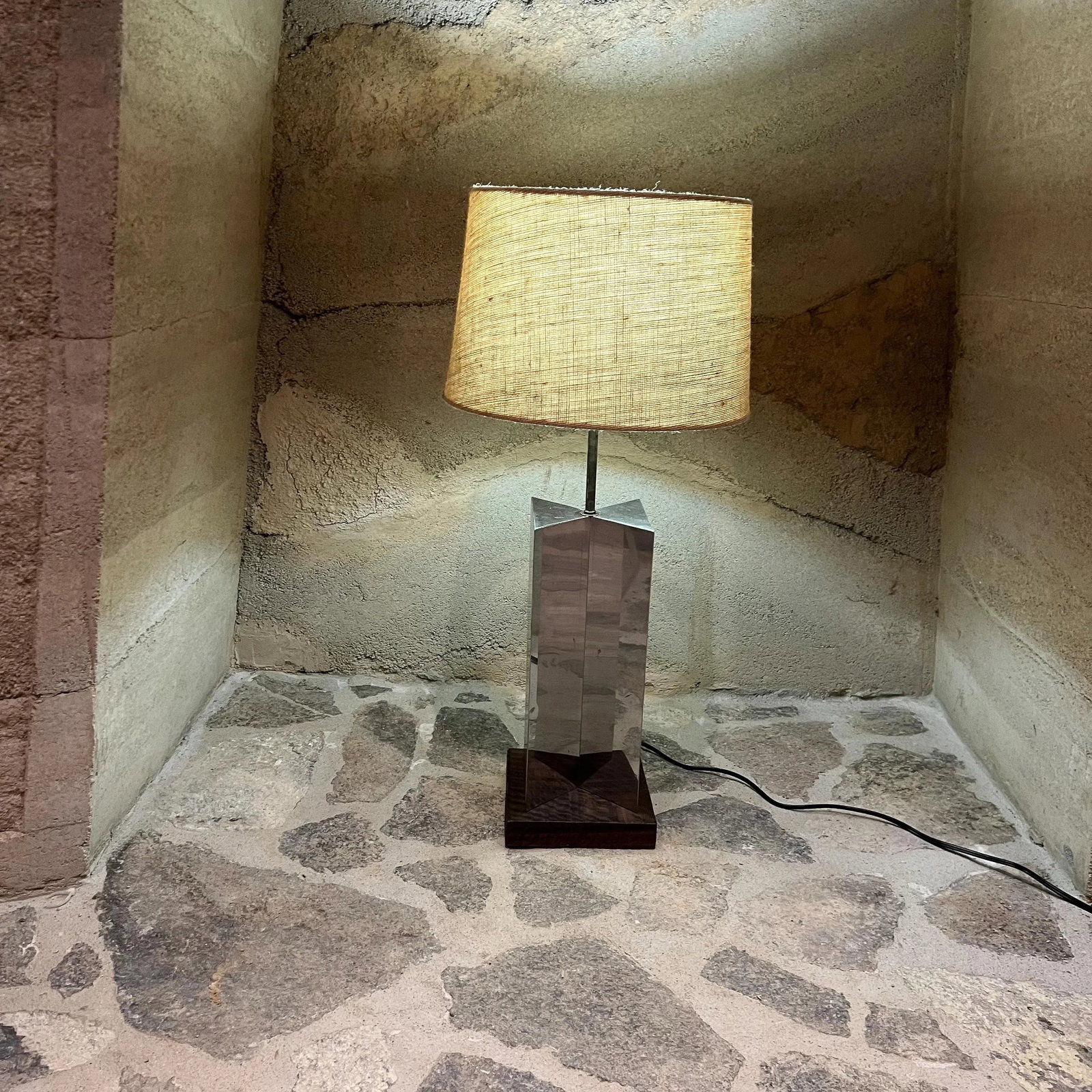 Mid-Century Geometric Modern Chrome Table Lamp Style of Paul Evans - 12