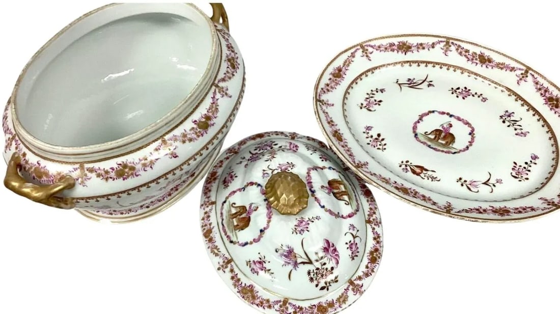 Chinese Export Famille Rose Porcelain Soup Tureen - 5