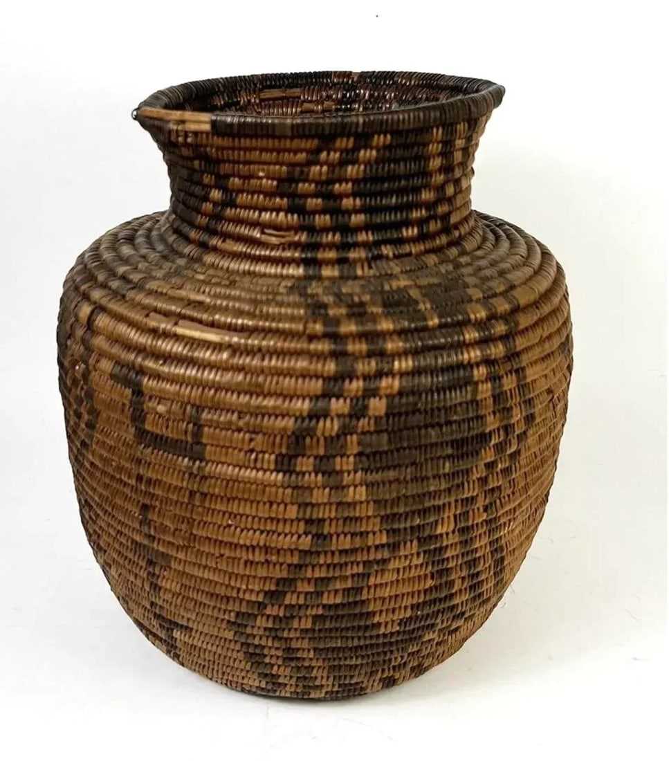 Early 20th Century Native American Style Apache Style Olla Basket - 4