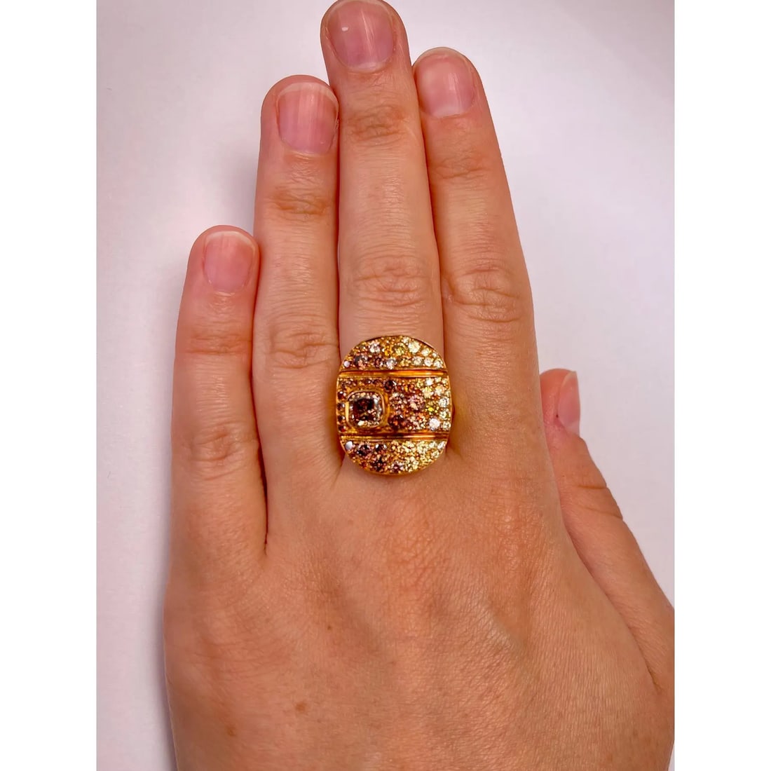 Cop Cot Fancy Colored Diamond Simon Ardem New York Fall Collection - 3